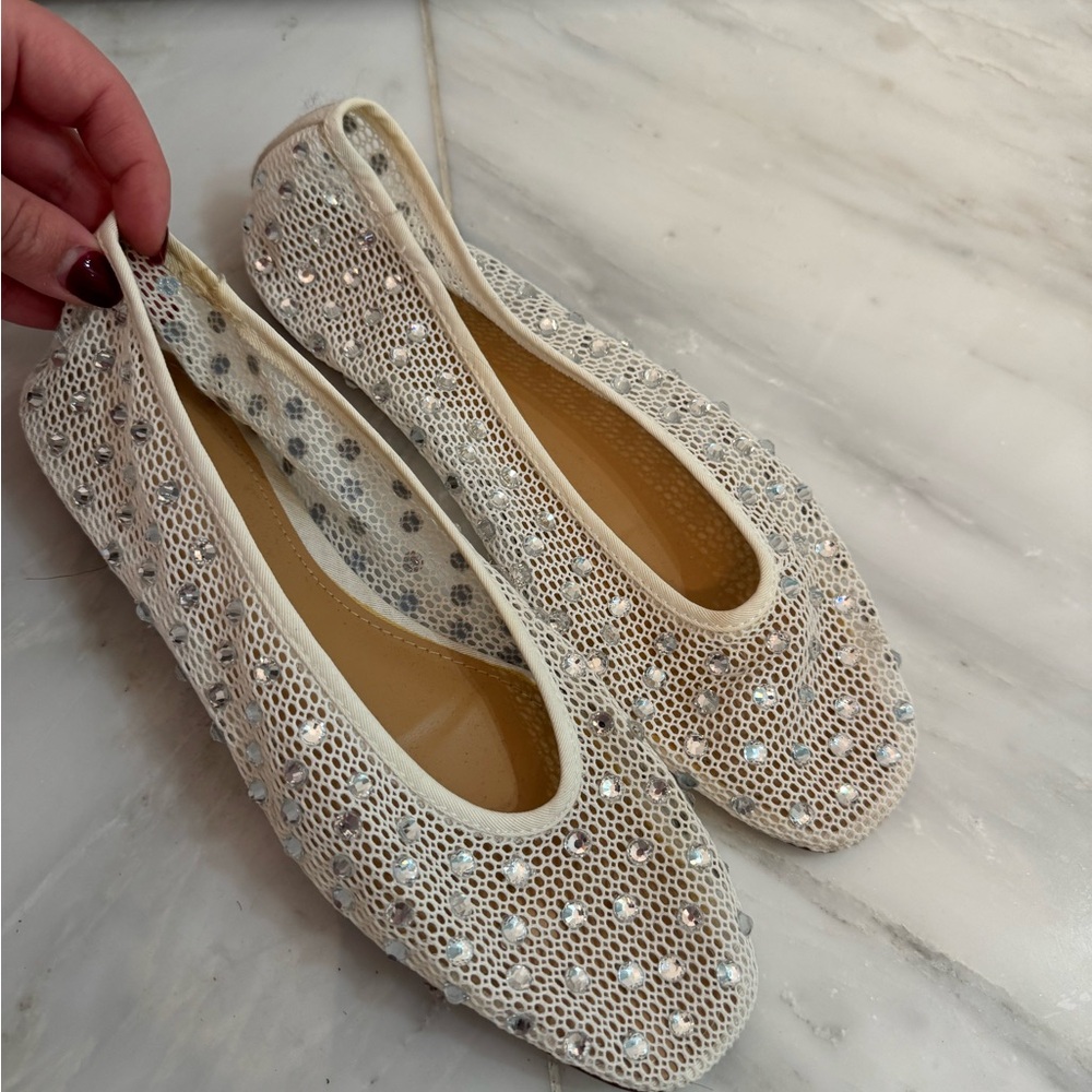 Mango Cream Lace Flats with Rhinestones